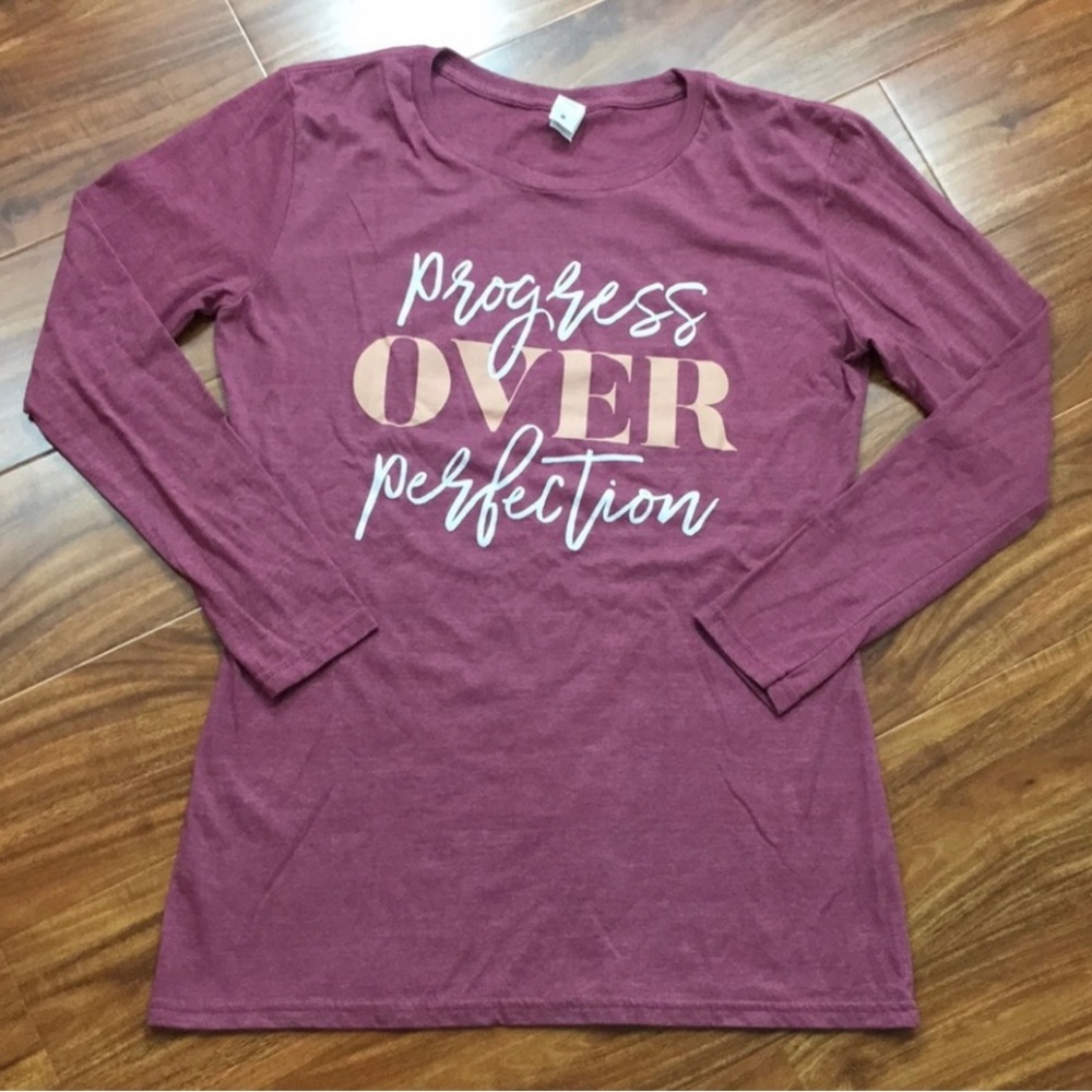 Air Waves Womens Mauve Progress Over Perfection Crew Long Sleeve T-Shirt Size M